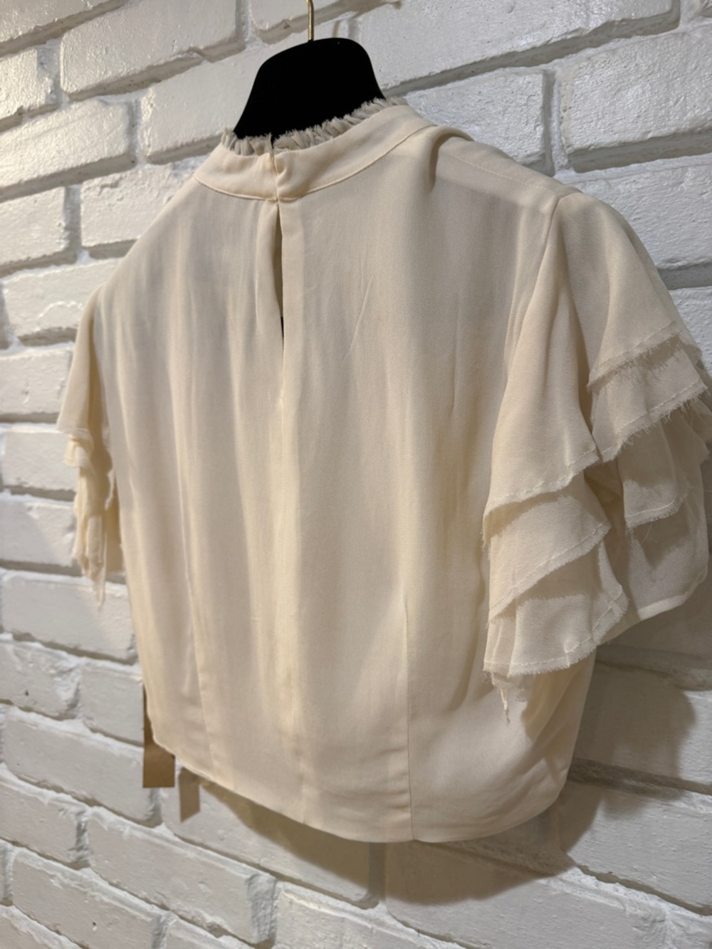 ✨ REFORMATION Ivory Silk Blend Ruffle Crop Top Romantic Boho Luxe | Size 4 - Picture 11 of 16